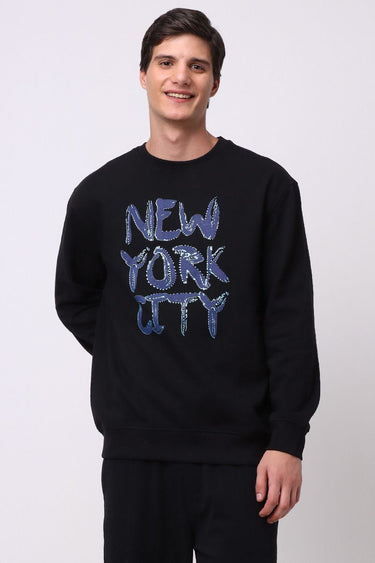 سويت شيرت بطبعة