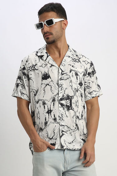 Men's Printed Short Sleeve Shirt with Classic Collar & Chest Pocket