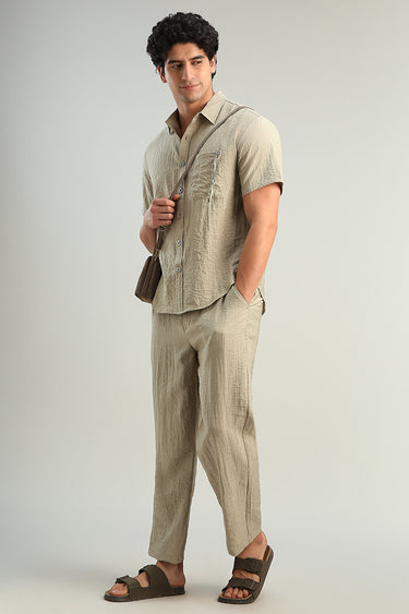 بنطلون بخصر مطاطي ورباط