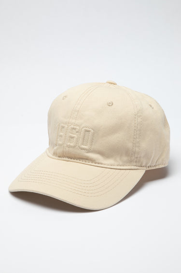 قبعة بيسبول كلاسيكية بتطريز