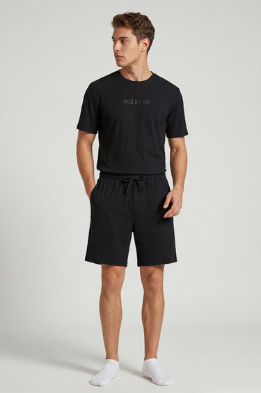 شورت أساسي مضلع