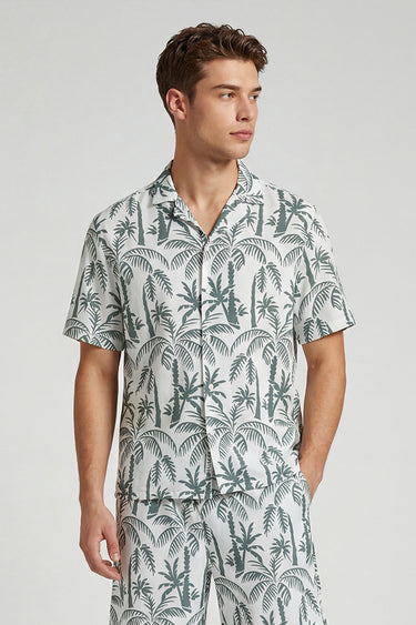 قميص مطبوع بياقة مريحة