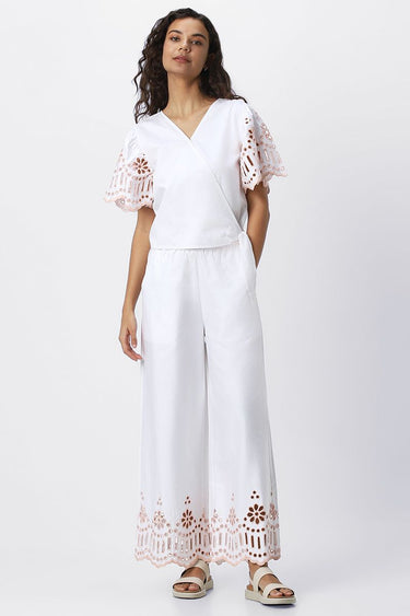 women pants with embroidery