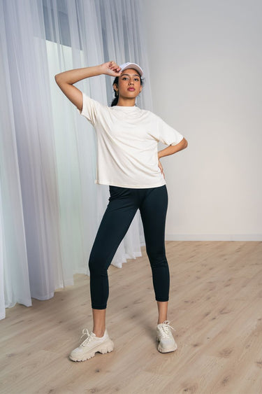 solid colored women legging pants with side pocket