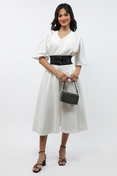 فستان نسائي بلون موحد وسحاب أمامي