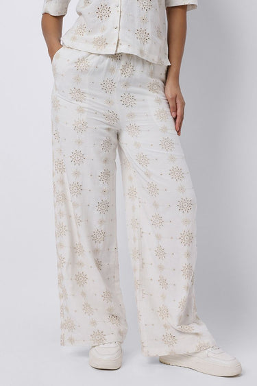 Women Pants With Perforated Embroidery