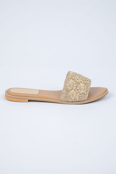 Women Slipper With Straw Pattern