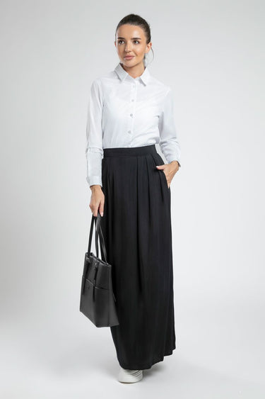Elevated Basic Womens Maxi Flowy Skirt with Pleats