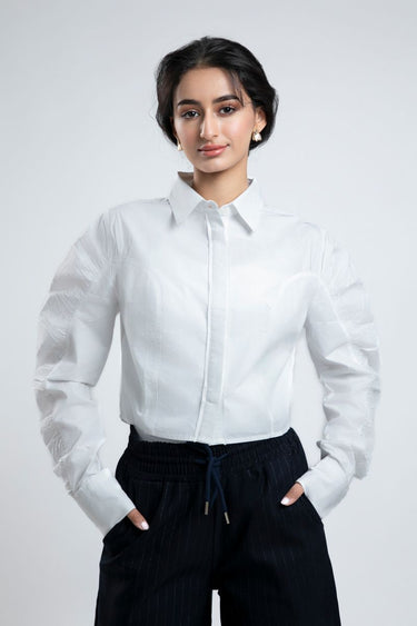 قميص نسائي قصير بأكمام طويلة بلون سادة – مستوحى من أزياء المكتب