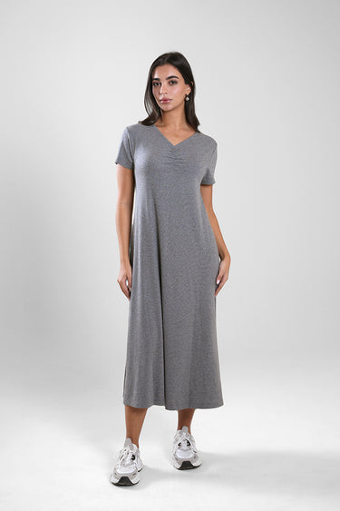 فستان ميدي نسائي بقصة مريحة