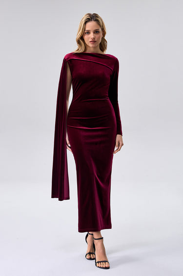 فستان ماكسي مخملي بتفصيل منسدل