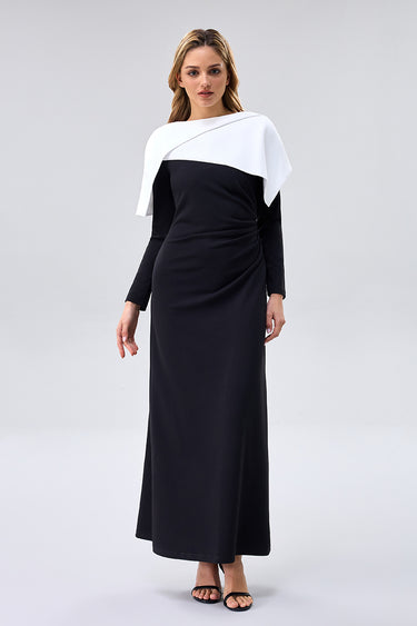 فستان ماكسي بتصميم كاب متباين