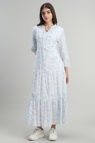 فستان ماكسي بطبقات بطبعة ناعمة