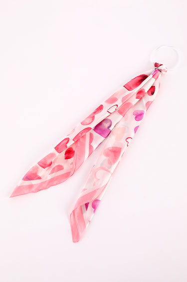 وشاح ساتان أنيق بنقشة قلوب