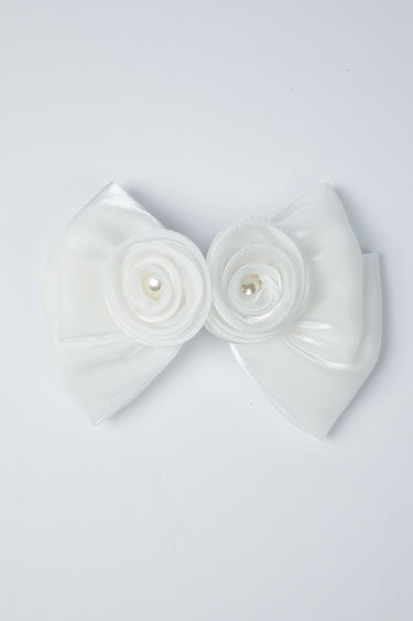 مشبك شعر مزين بورود قماش