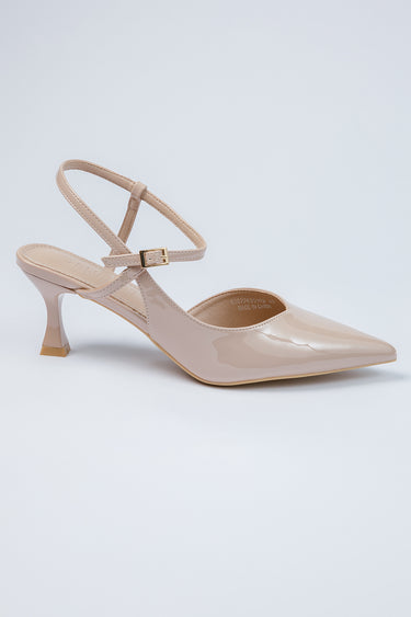 حذاء بكعب مدبب وحزام خلفي