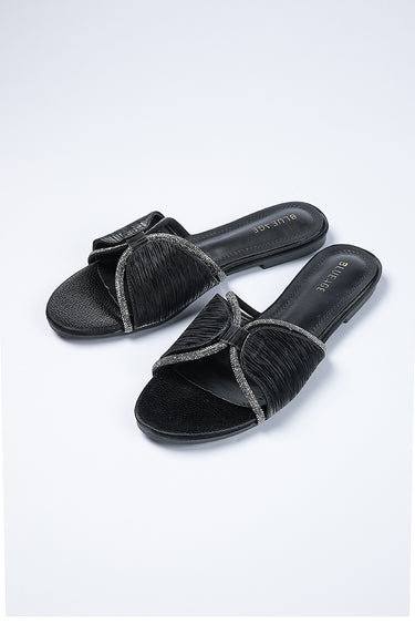 صندل نسائي مسطح سهل الارتداء