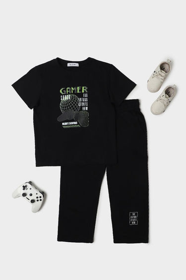 طقم بيجامة ولادي من قطعتين