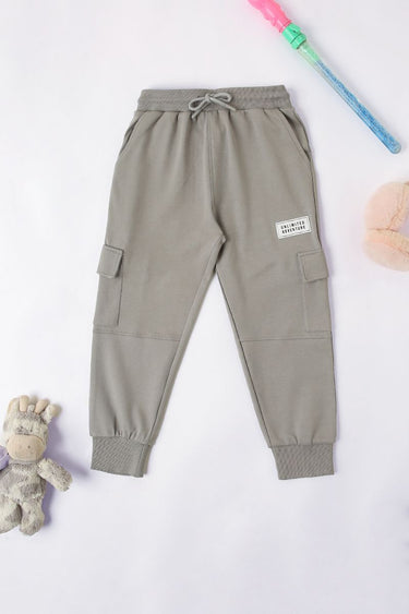 boy sweatpants with print and side pockets