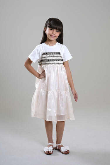 فستان بناتي بطبقات مع صدر مطاطي