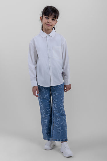 جينز بنات واسع بتفاصيل مطرزة