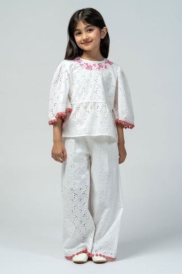 بنطلون واسع مع حافة مزخرفة