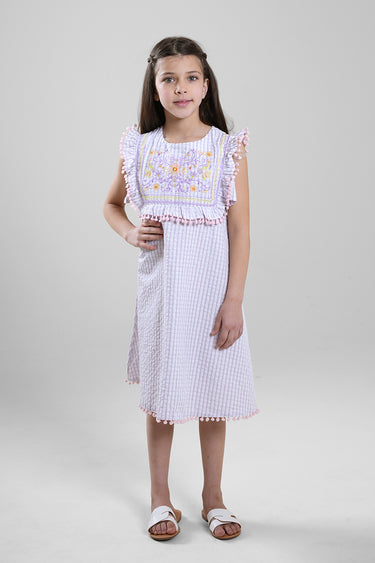 فستان ميدي مطرز بأكمام مكشكشة