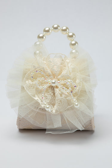 حقيبة كلتش مزينة بمقبض لؤلؤ