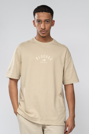 تيشيرت واسع بطبعة جرافيك