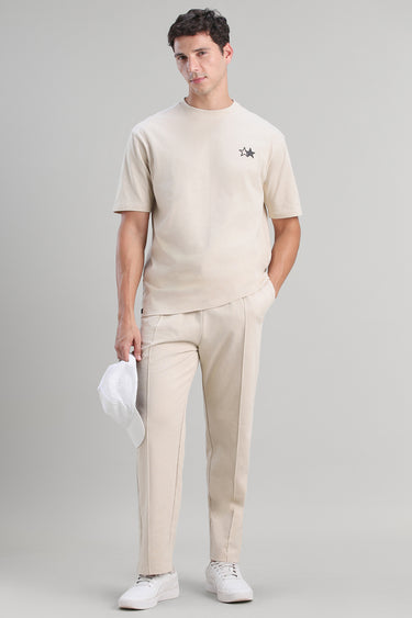 بنطلون بقصة مريحة